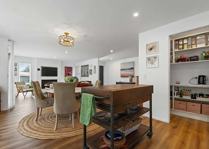 Holiday home Mcdowell - Modern 3 Bedroom In Springfield Rotorua